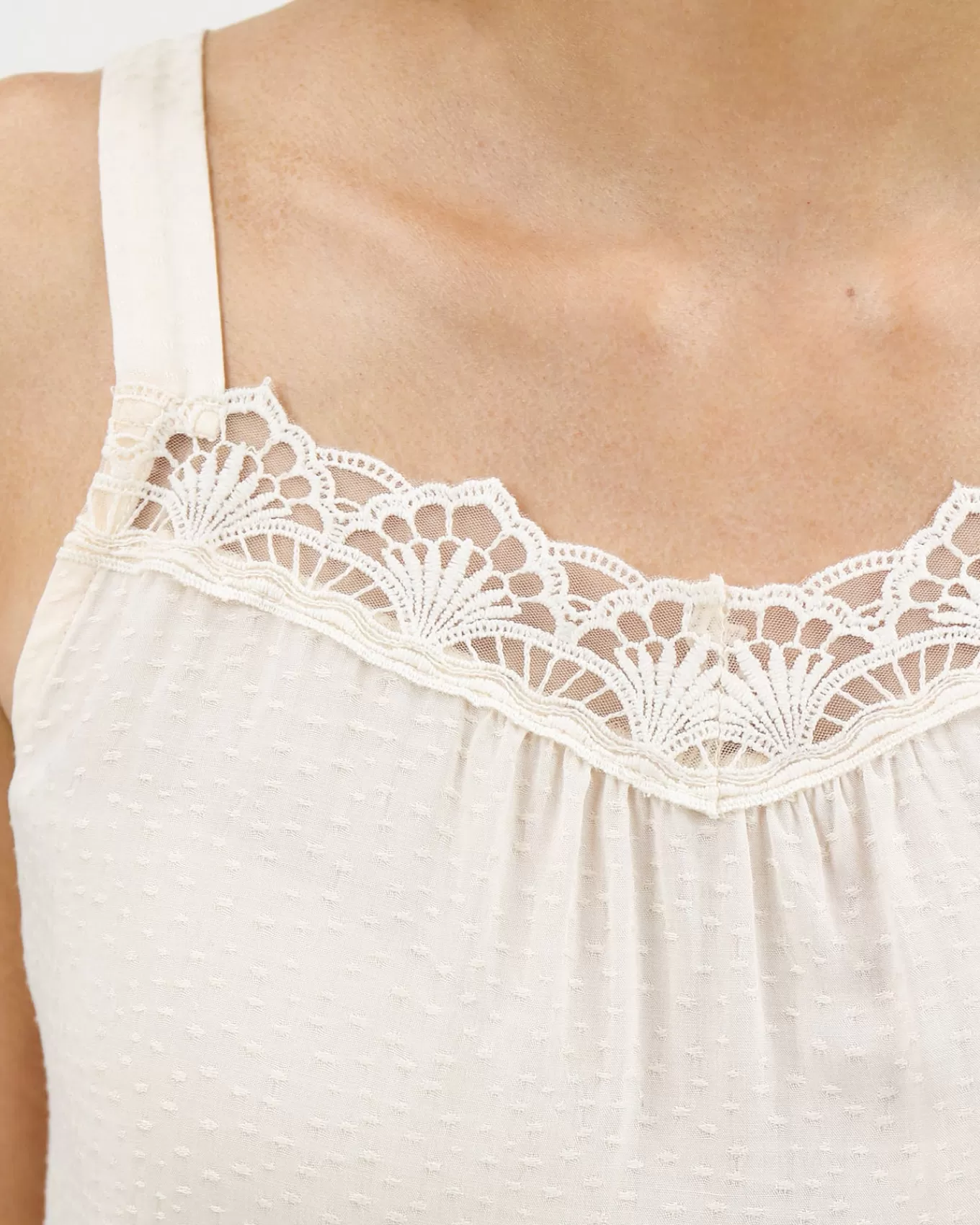 Clearance Dobby Dot Lace Trim Cami Tanks