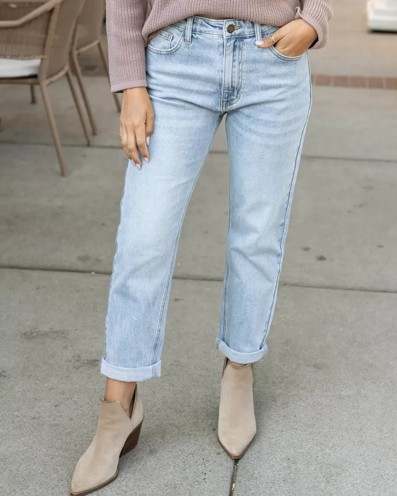 Discount Mid-Rise Girlfriend Jeans Jeans + Jeggings